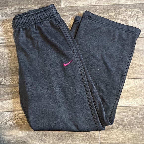 Nike Livestrong Sweats - Picture 2 of 3